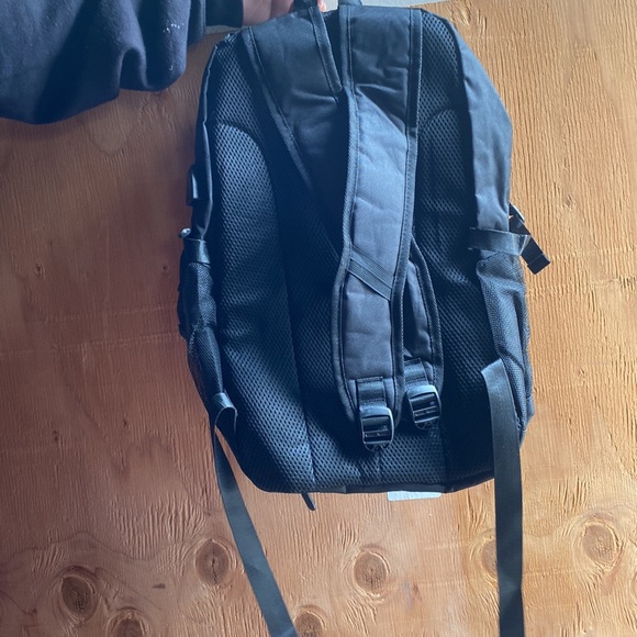 CORE backoack - Picture 2 of 2